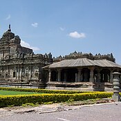 Brahma Jinālaya - Lakkundi