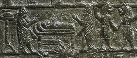 Ausschnitt: Amulett zur Abwehr der Dämonin Lamaštu (Bronze; Assyrien, erste Hälfte des 1. Jt. v. Chr.; Louvre: AO 22205)