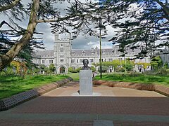 UCC Campus © Theresa Ries