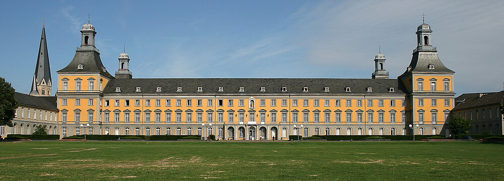 Südfassade des Hauptgebäudes der Universität zu Bonn