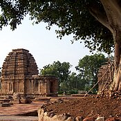 Jambuliṅgēśvara temple - Pattadakal
